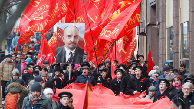 俄国十月革命的胜利,为何说也有中国人的功劳