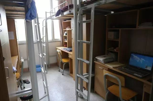 广东省技师学院宿舍图片