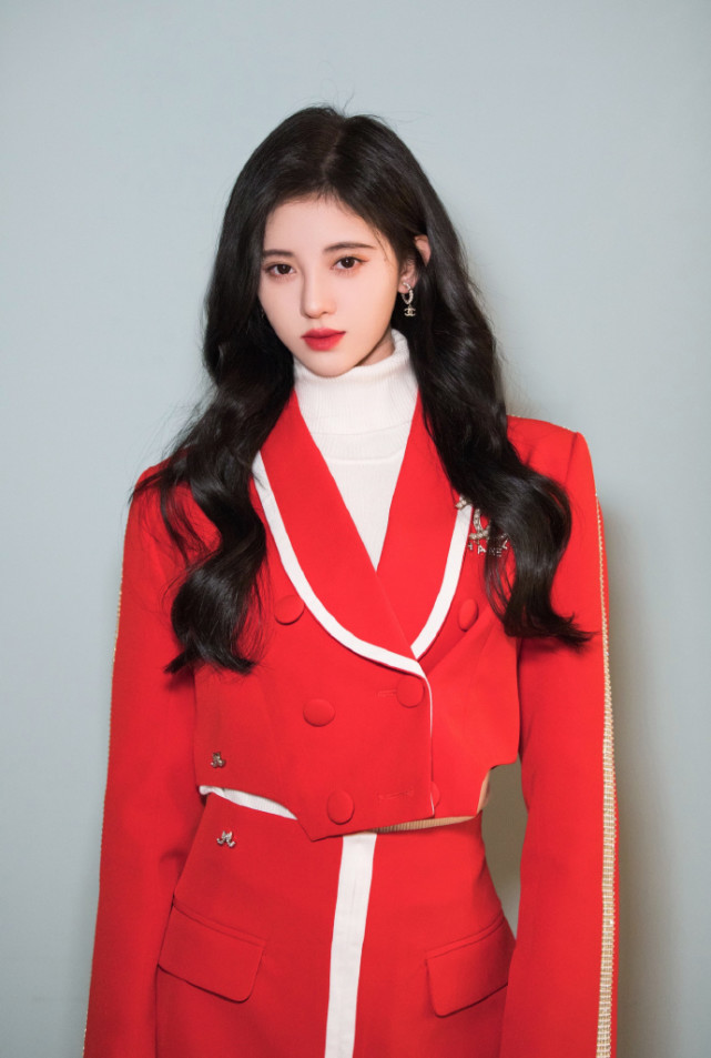 娱乐点评:杨紫,周深,李沁,鹿晗,鞠婧祎,丁禹兮