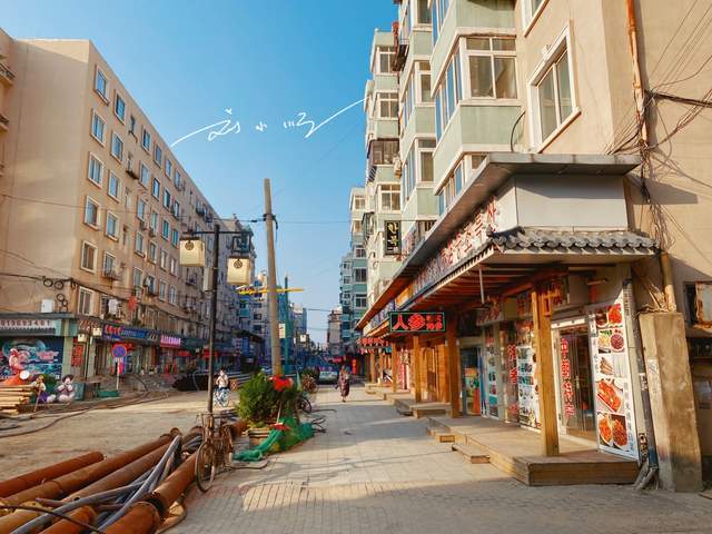 辽宁丹东有一条高丽街,距离火车站很近,游客感觉像到了韩国