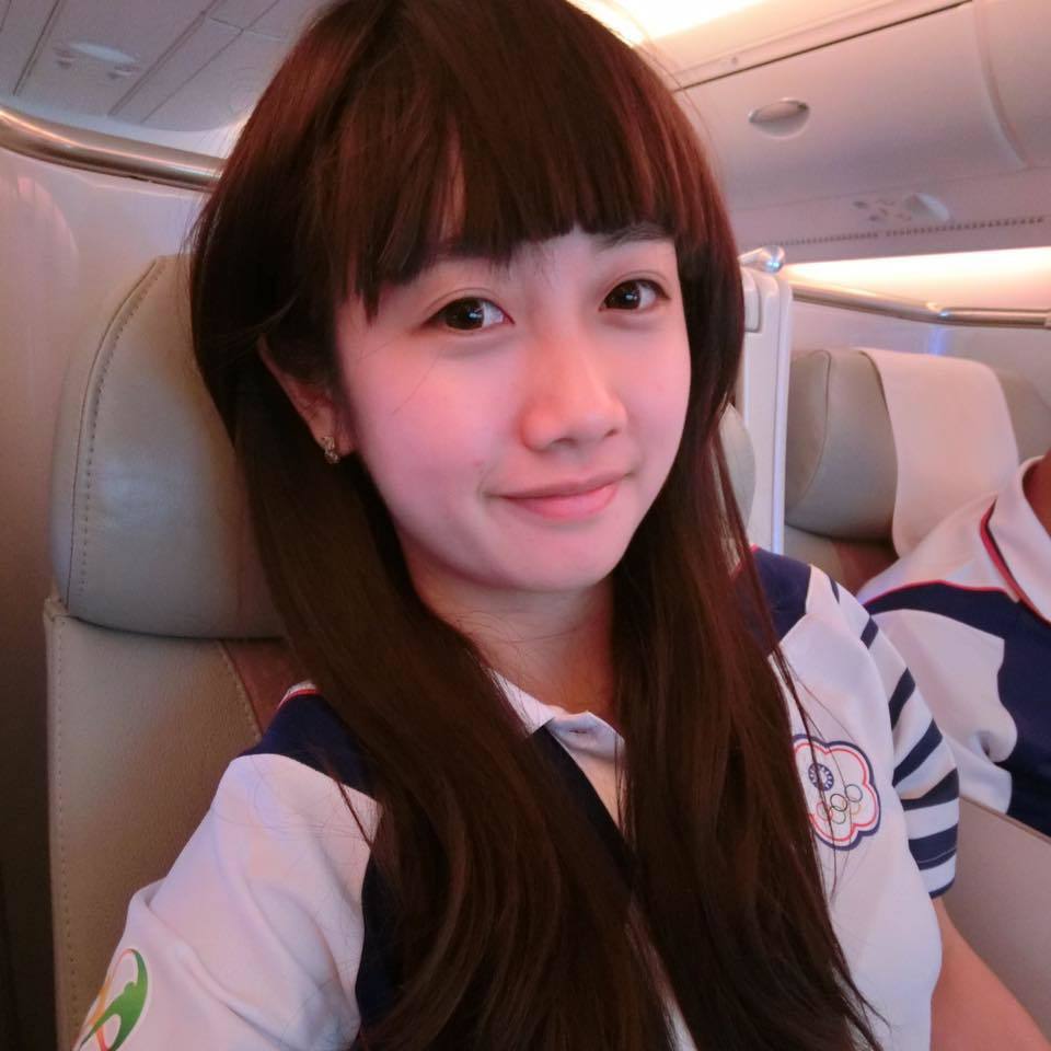 "手枪甜心"因清纯证件照走红,出战东京奥运,秘诀"无欲则刚"