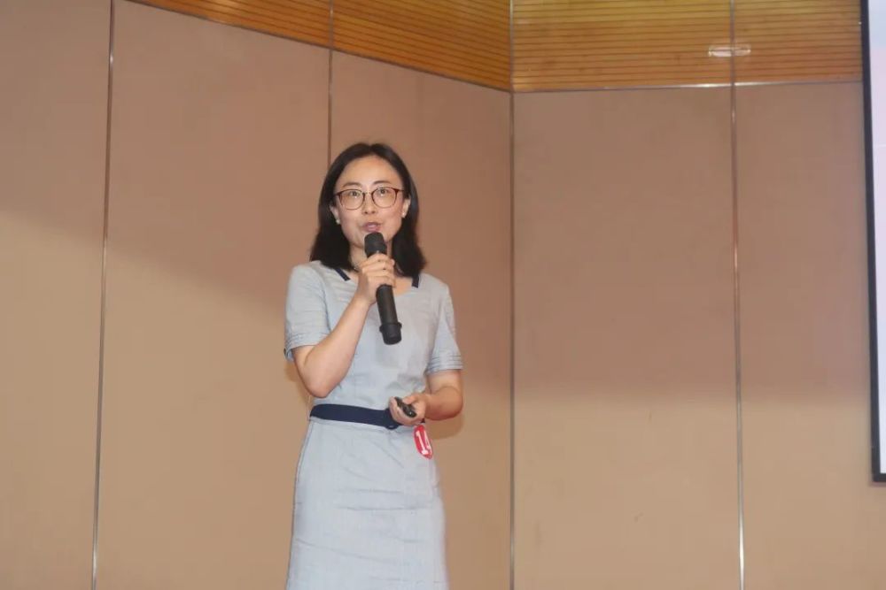 金螳螂建筑学院 徐娜老师医学部 张慧灵老师敬文书院 金琳老师教育