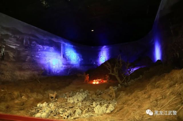 走进陈列馆,震撼人心的"万人坑""炼人炉""百里矿区""人间地狱"是日军