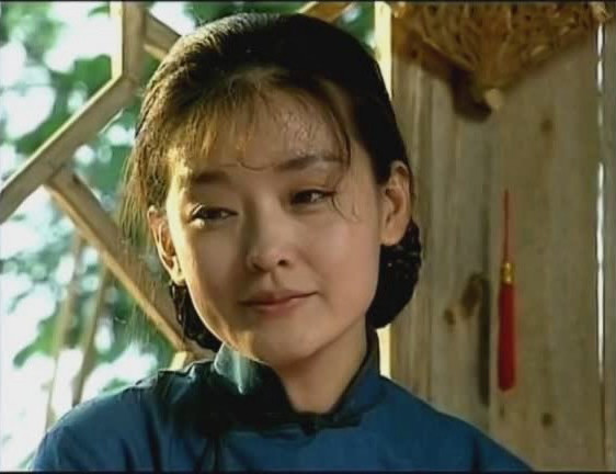 水云间梅若鸿的正妻翠屏守10年活寡可悲也可敬