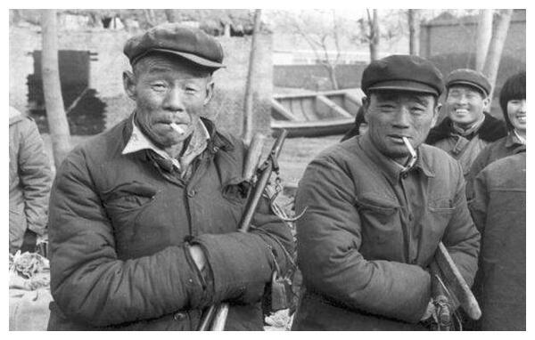 陕西龙治民杀人案回顾夫妻两人共同作案奸杀48人后层层堆积