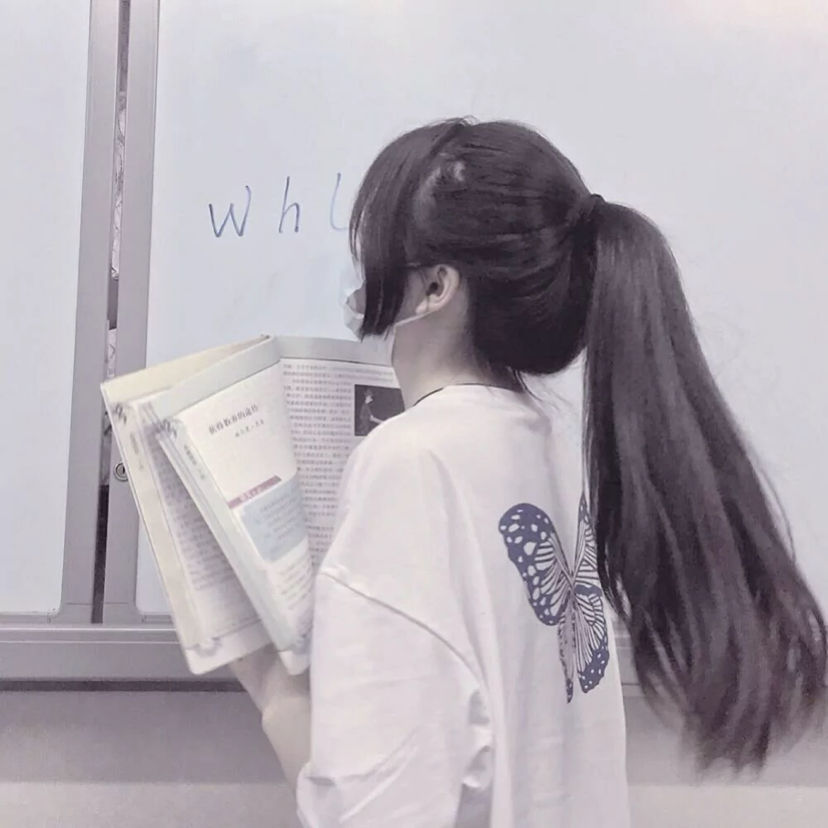不露脸女生头像何必把怀念弄得比经过还长