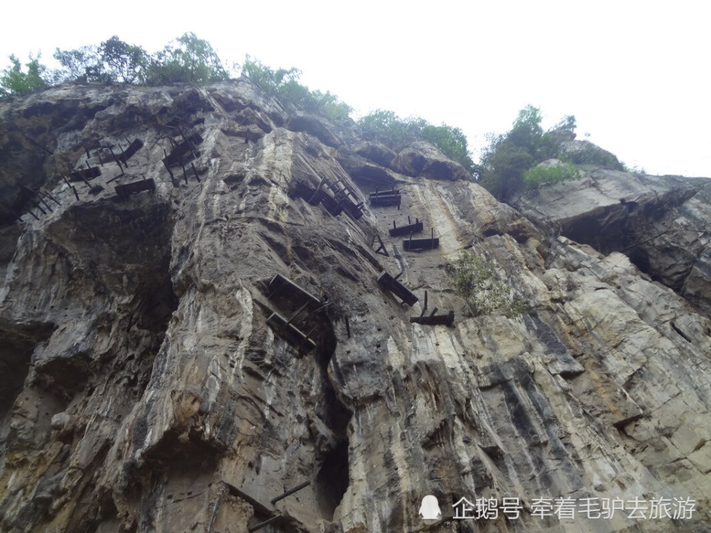 探索中国神秘僰人悬棺被称为巴蜀一绝门票仅20元