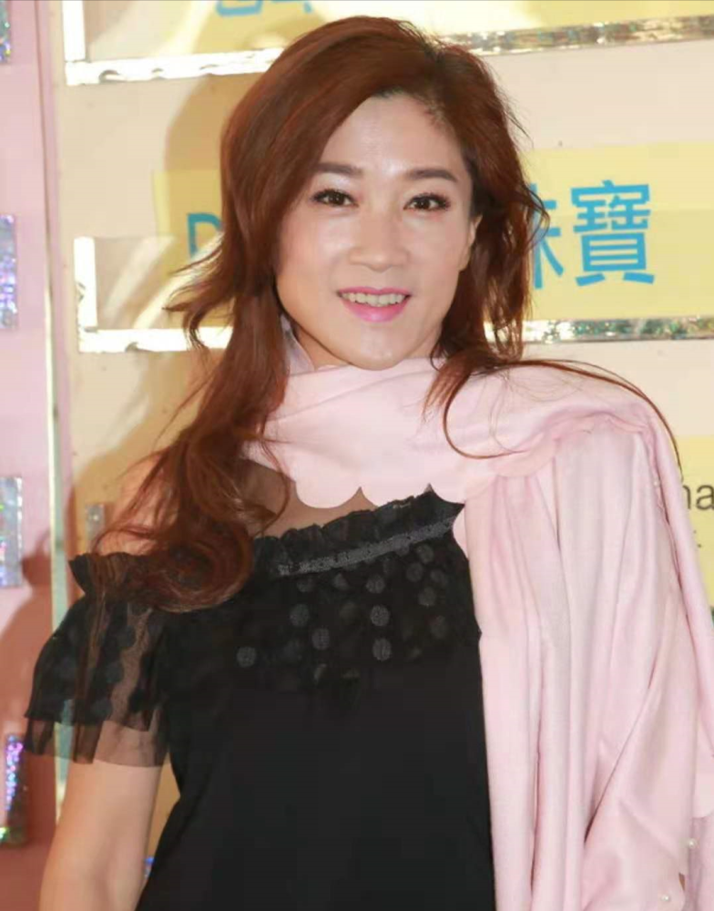 前亚视女星经历车祸毁容仍无碍追梦爆料同吴镇宇拍戏被无视