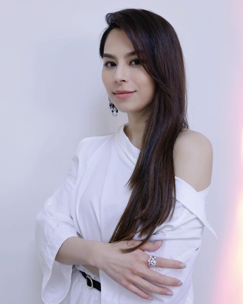 荣升tvb节目导师大马女星李幸倪回忆入行苦日子曾一年零收入