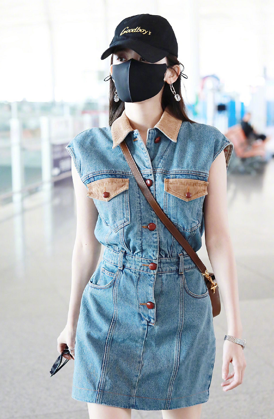 古力娜扎现身美得高调,肤白貌美大长腿,拿下口罩那一刻我心动了