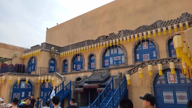 商丘建业·世和府举行媒体、业主《只有河南·戏剧幻城》赏游之旅