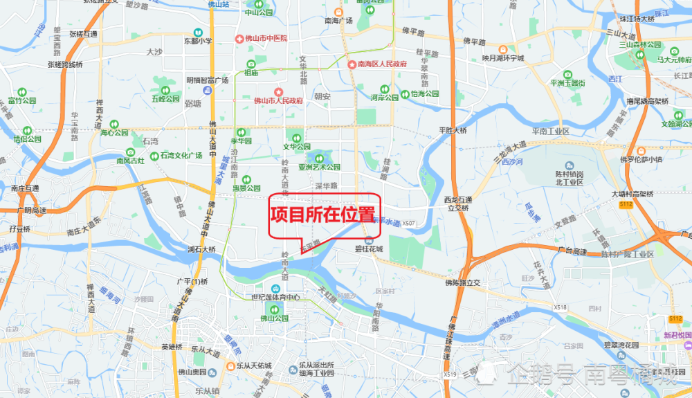 佛山酒吧排行_佛山某酒吧街发生惊险一幕!男子被4人追打,逃跑时撞上小车…