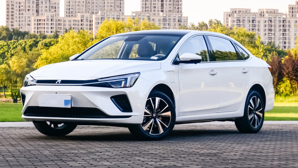 重庆车主提了辆r汽车er6开了1100公里后直言有话要说