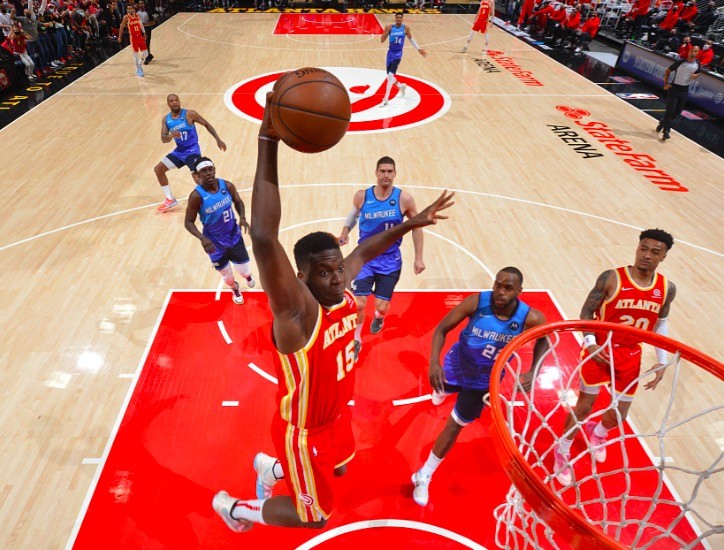 雄鹿 NBA-双星轰71分，雄鹿15分大逆转！米德尔顿天神下凡，杨追平詹皇