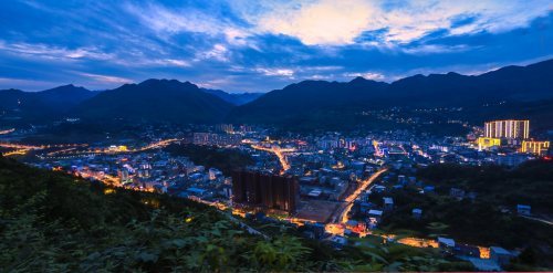 鹤峰夏日城区夜景绚丽璀璨夺目