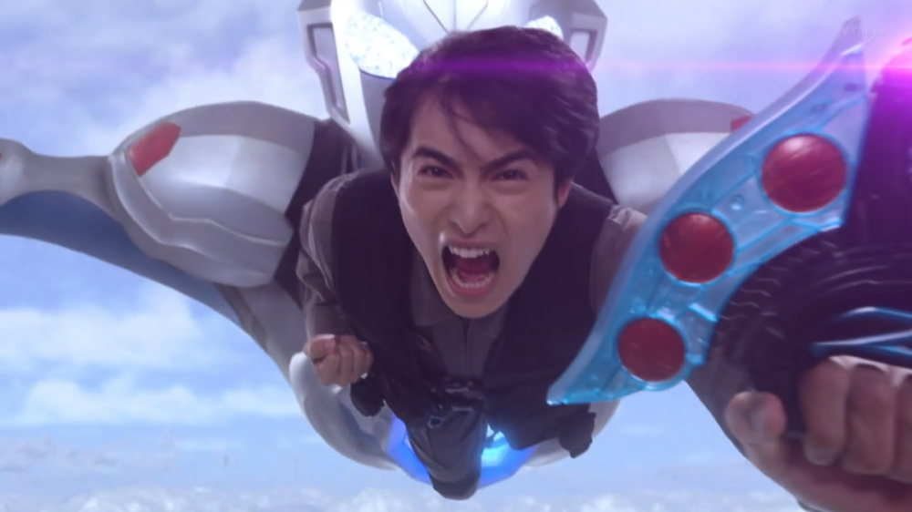 《泽塔奥特曼》中 夏川遥辉 擅长空手道,正义感是常