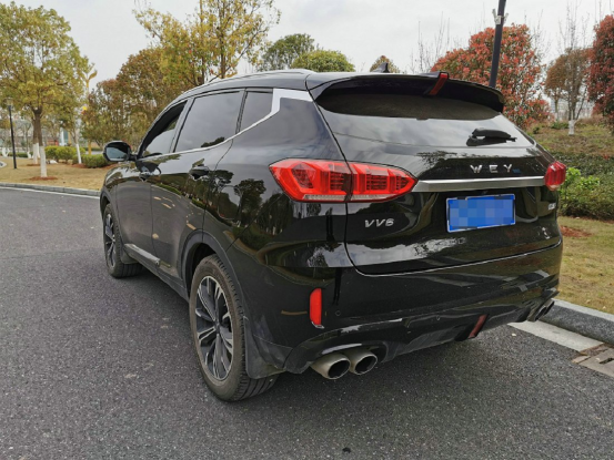 我还是喜欢黑色,稳重大气,永远不过时.