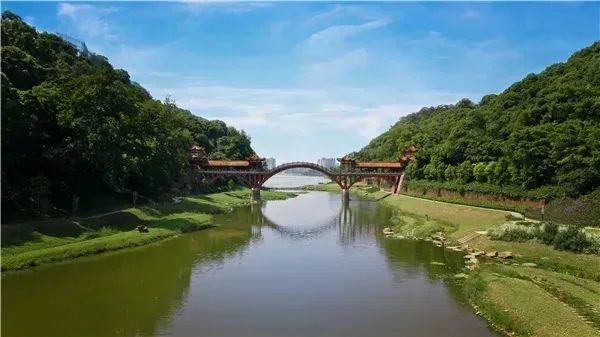 从凌云到乌尤,这座"漫游仙境之桥"太美了