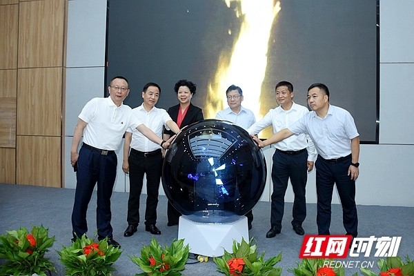 湘潭生活垃圾焚烧发电项目烘炉点火可年处理垃圾438万吨