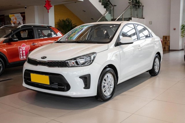 价格便宜压力小自动挡油耗58l合资三厢家轿带你看起亚焕驰