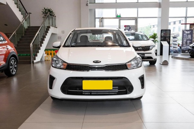 价格便宜压力小自动挡油耗58l合资三厢家轿带你看起亚焕驰