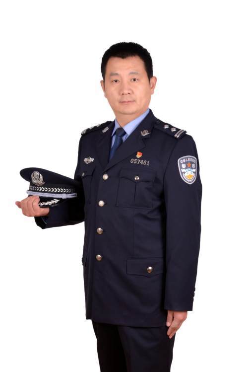 铁血战警记山东省曲阜市公安局刑侦大队特勤中队中队长孔德昌