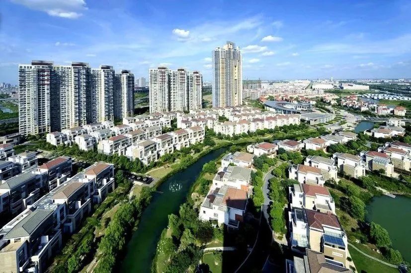 武汉gdp全国排名_它或将是“中部第二城”,短短20年,GDP排名上升了63名
