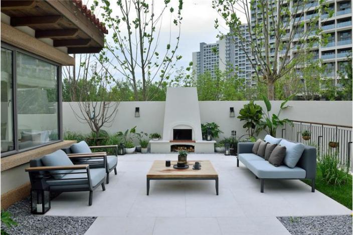 买房送的一楼小院如何装修?从这8点入手,助你打造完美小花园