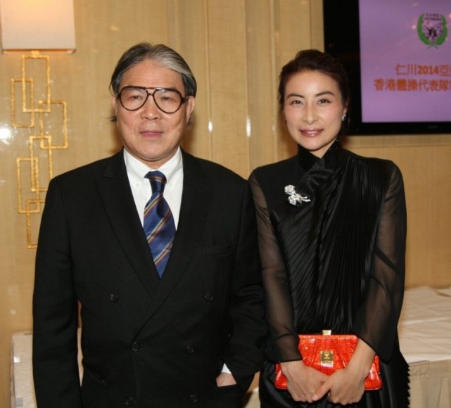 提到霍震霆,就不得不提他的老爸霍英东,当年开发南沙,多少物资是他想