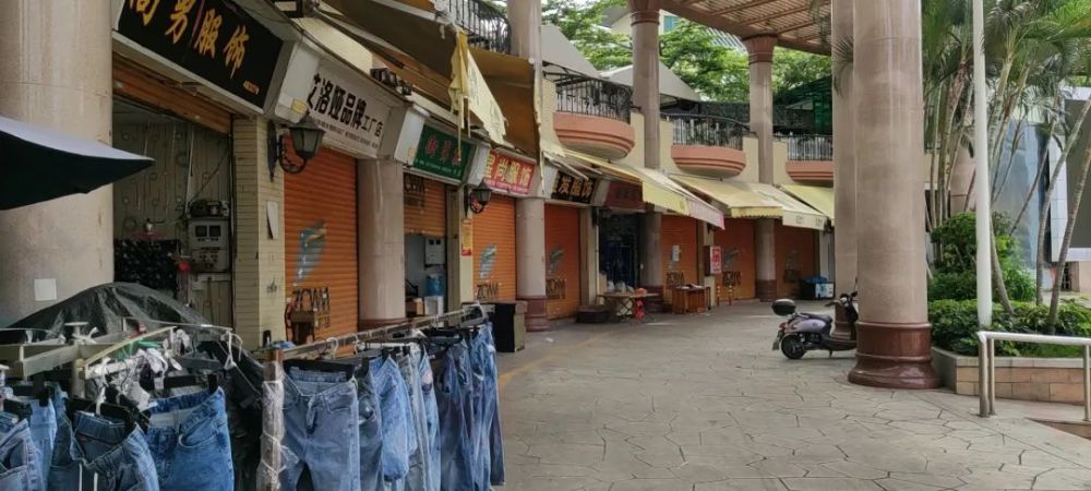 中山水牛城商场拟改造!服装批发中心要不要拆?