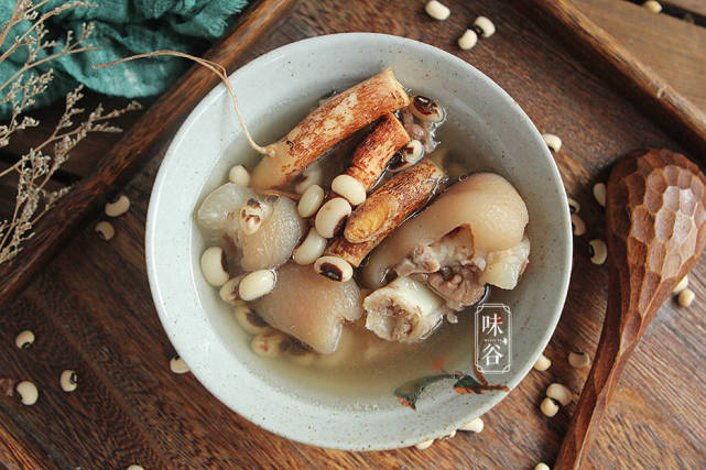 天热雨水多,我家爱用这树根煲汤,健脾祛湿还解暑,不懂喝可惜了