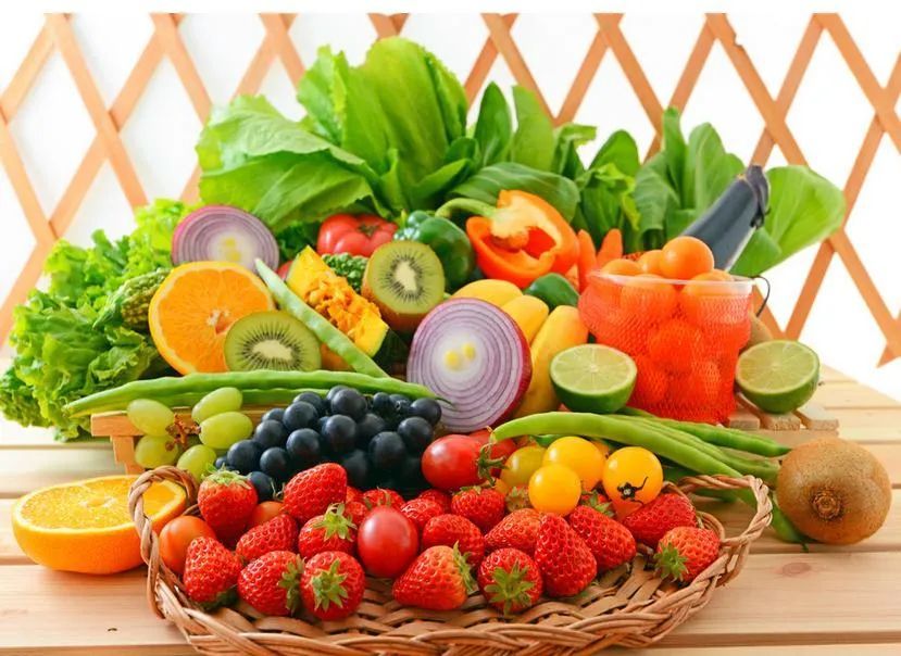 能量也比蔬菜高,水果富含维生素c,钾,镁和膳食纤维,水果中的有机