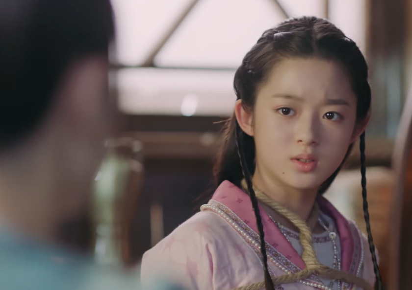 印象中黄杨钿甜还在《大明风华》中扮演过汤唯小时候,《听雪楼》里