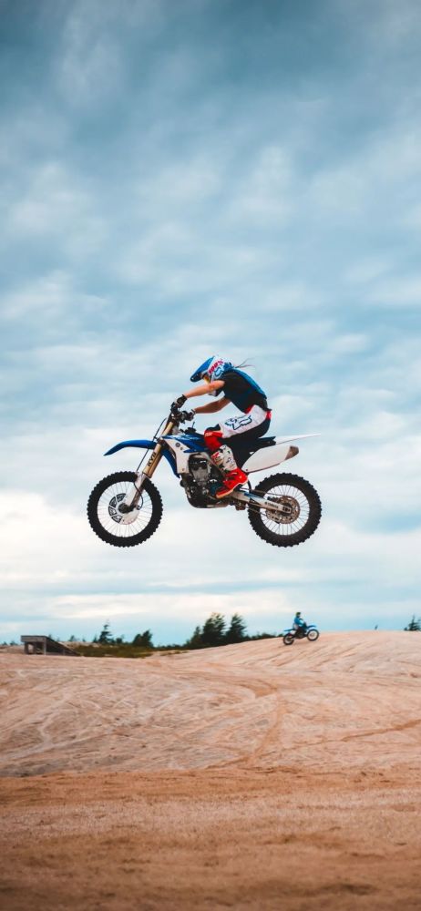 Iphone壁紙 主動久了會很累 中國熱點