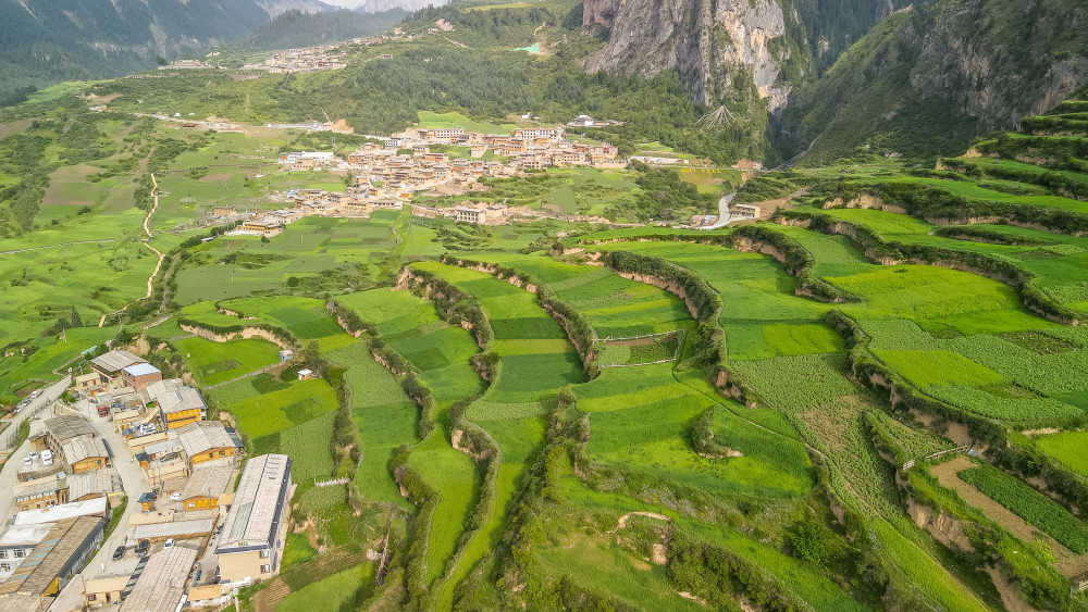 甘肃月牙泉风景区_甘肃月牙泉水从哪里来_甘肃月牙泉