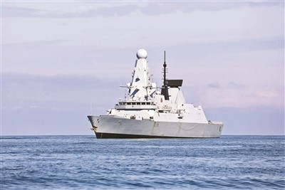 英国媒体27日报道,有人在英格兰一个公交车站发现英国国防部机密文件