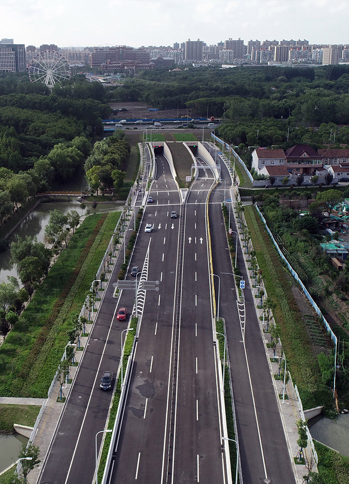 陆翔路宝安公路图片