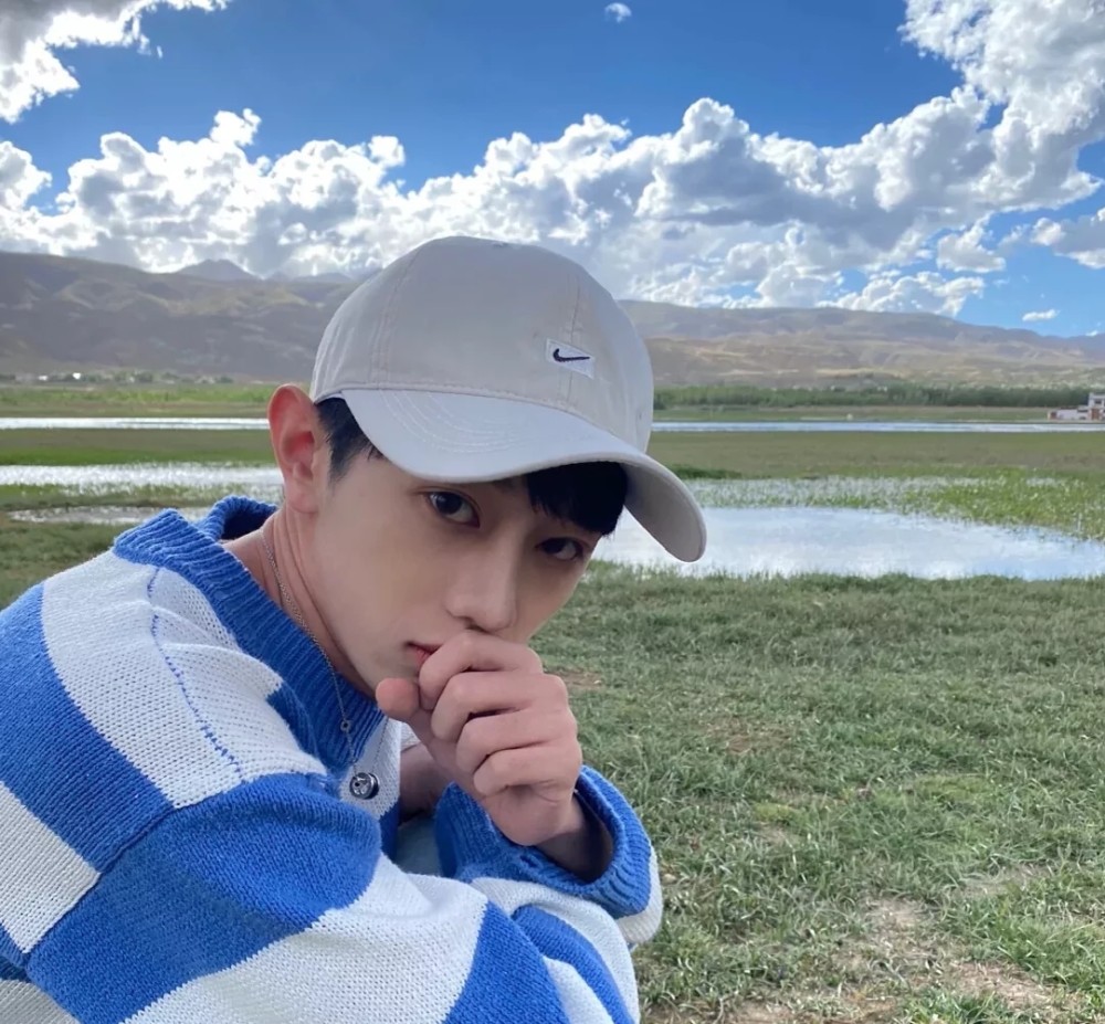 ins精致男生头像