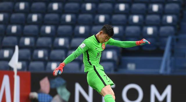 亚冠联赛!广州恒大0-1落后泰国港口队