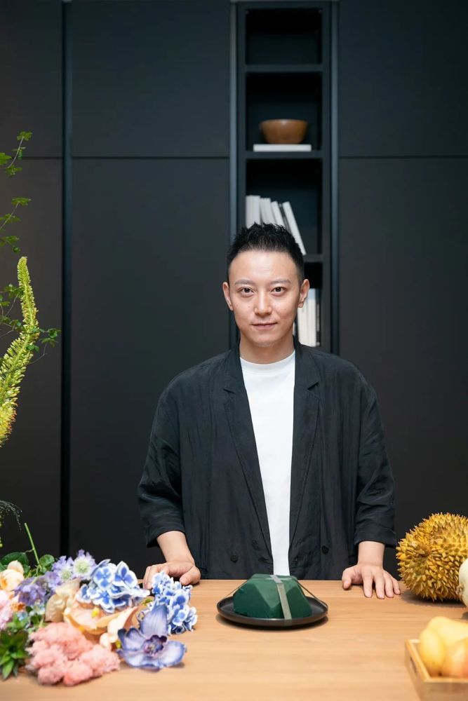 美学行为艺术带来设计,厨房与花艺的国内先锋花艺杰出代表人物徐飞