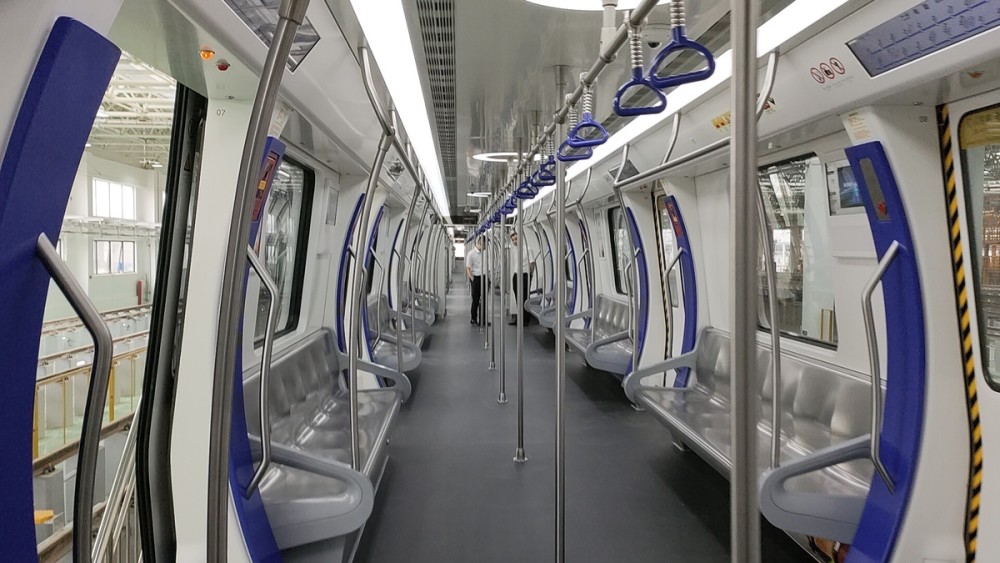 全省首列全自动运行地铁列车来了!宁波轨道交通5号线车辆联调联试_腾