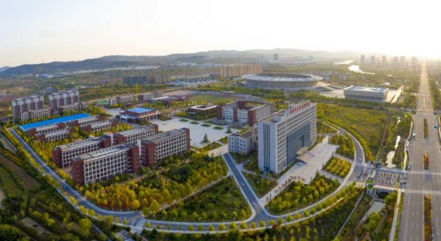 威海市文登技师学院正在招生!_腾讯新闻