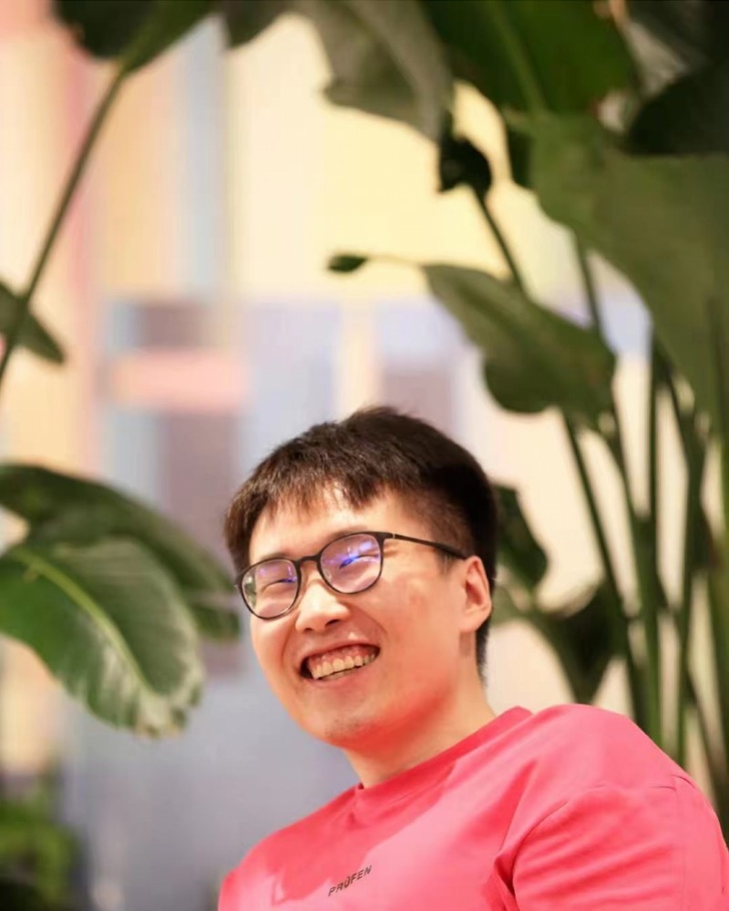 雨粟新书追隐记作家社出版四个年轻人携手开启惊险之旅