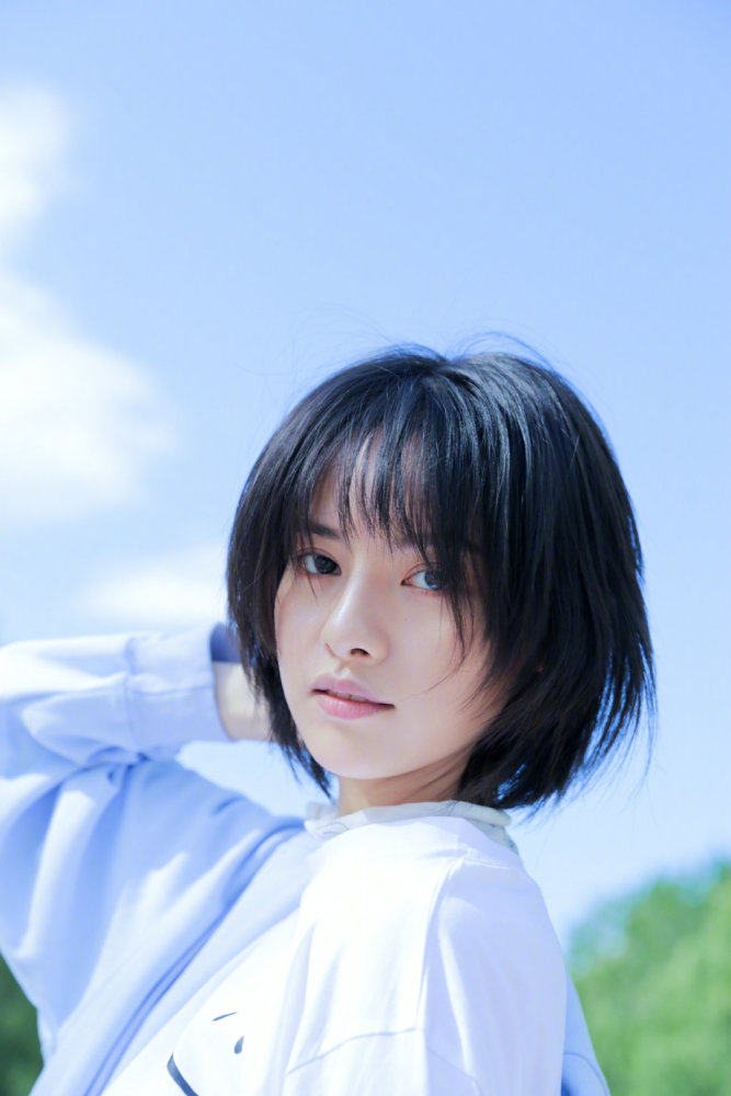 张艺上夏日氧气大片