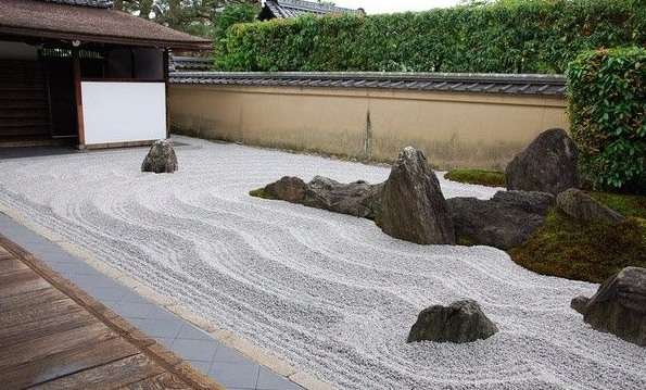 枯山水:那么,"侘寂"在我们的生活中有哪些体现呢?