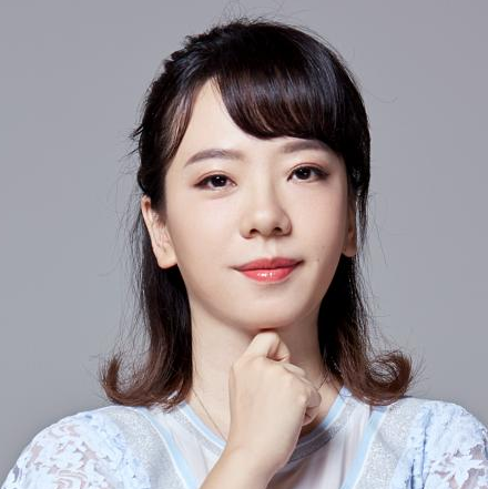 然而徐颖是个反例,进入大学之后,反而更加注重学业.