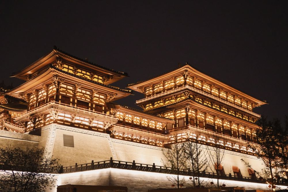 元大都崇天门,明清故宫的午门影响深远,名称更被日本京都·应天门