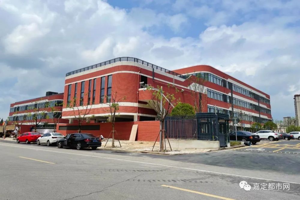 城中路小学东校区最新消息9月惊艳亮相!