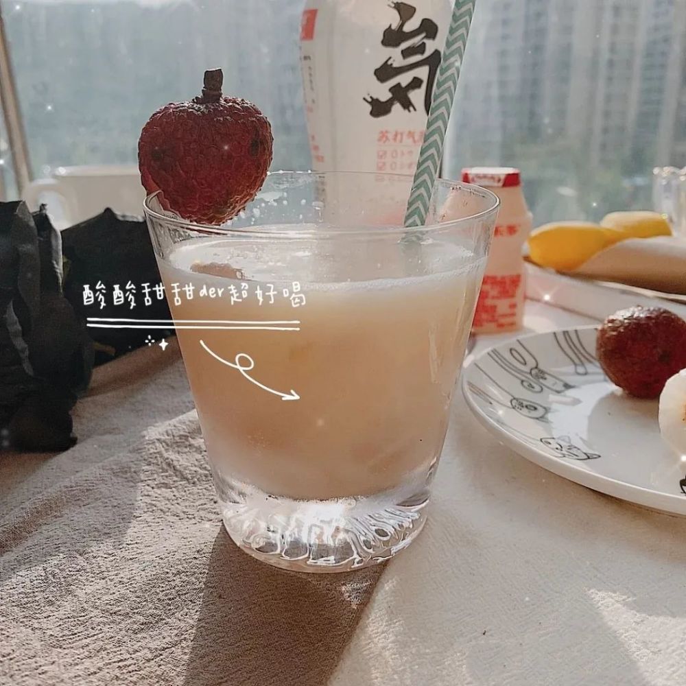 開這就是碳酸飲料帶來的快樂吧以上就是街坊發現的神仙吃法如果小夥伴