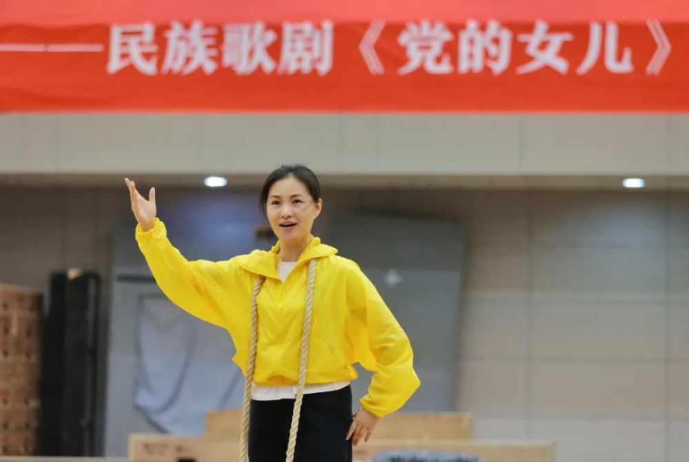 雷佳:内心要信 表演才真_腾讯新闻